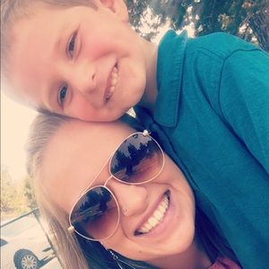 Meet your Posher, Skyla